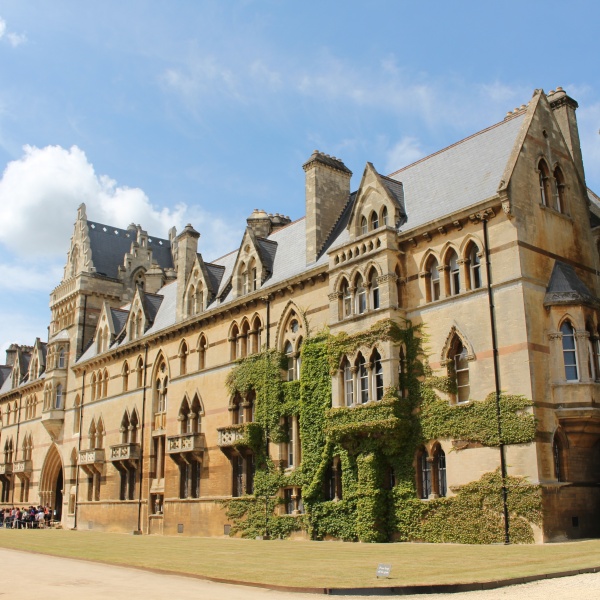 May 2022: University entry briefing paper for independent schools.
